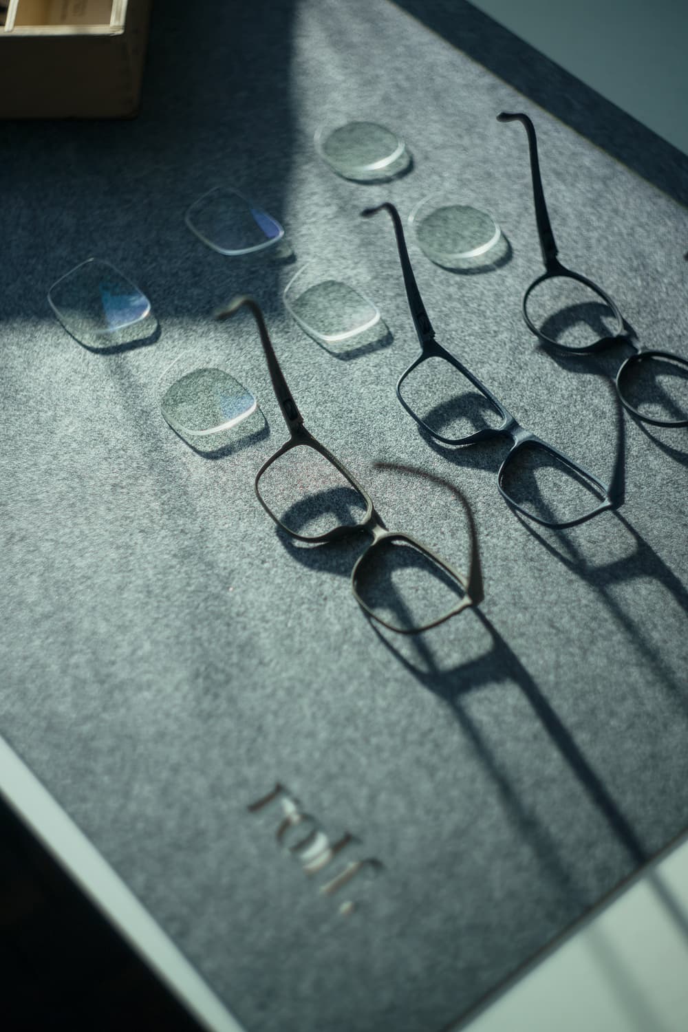 rolf-eyewear-substance-production-1500px-2.jpg